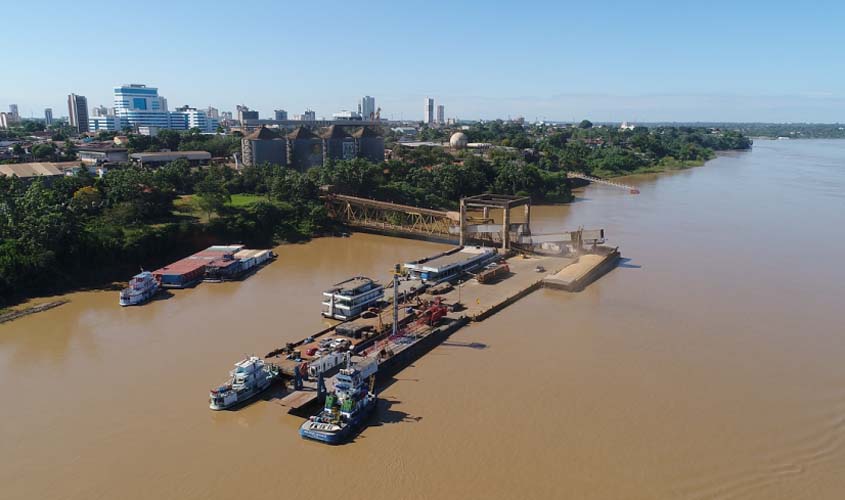 Baixo nível do rio Madeira atinge cota que provoca restrição de navegação