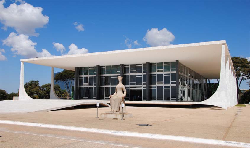 Ministro remete à Justiça Federal de Rondônia ação penal contra senador