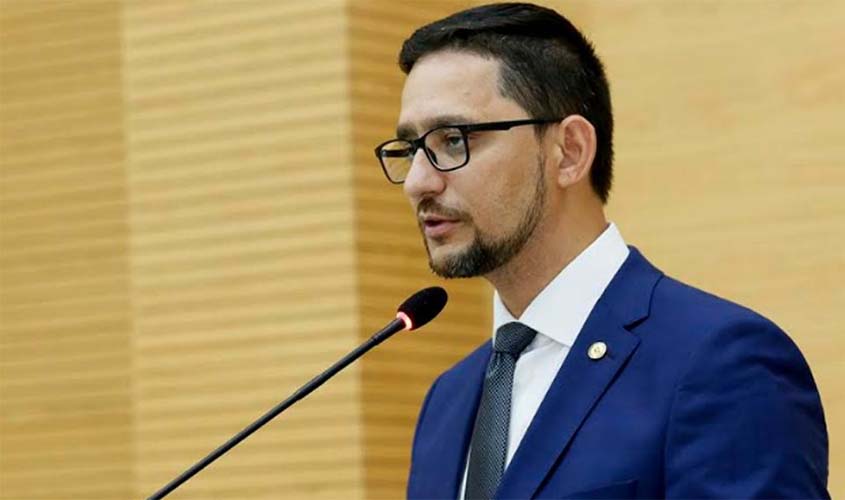 Projeto de Anderson Pereira obriga hospitais e maternidades oferecem treinamento de primeiros socorros aos pais de recém-nascidos