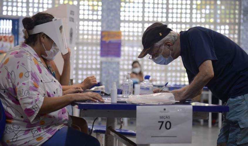 Cresce número de pessoas com mais de 70 anos aptas a votar Fonte: Agência Câmara de Notícias