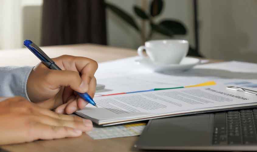 Análise sobre edital de concurso relacionada a cotas de pessoas com deficiência cabe à Justiça Estadual