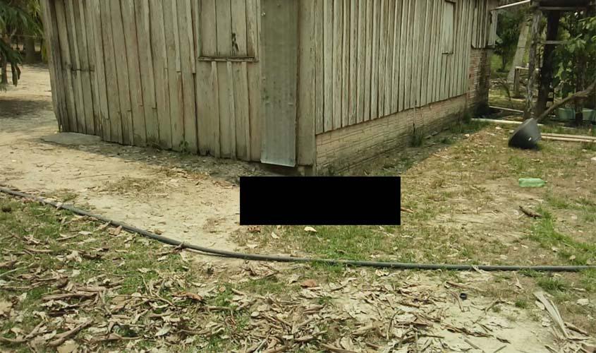 Caseiro de fazenda é encontrado morto com tiros e facadas