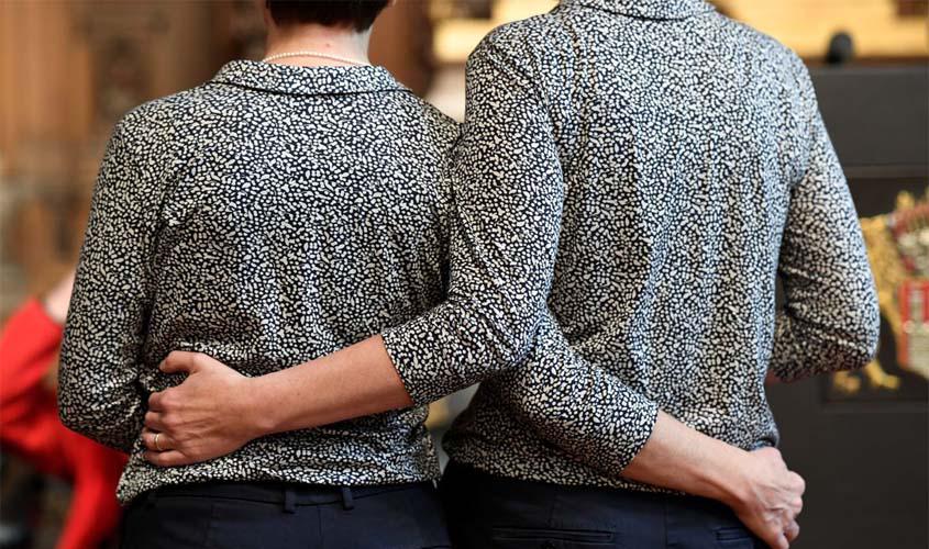 Comissão da Câmara pode votar hoje PL que proíbe união homoafetiva