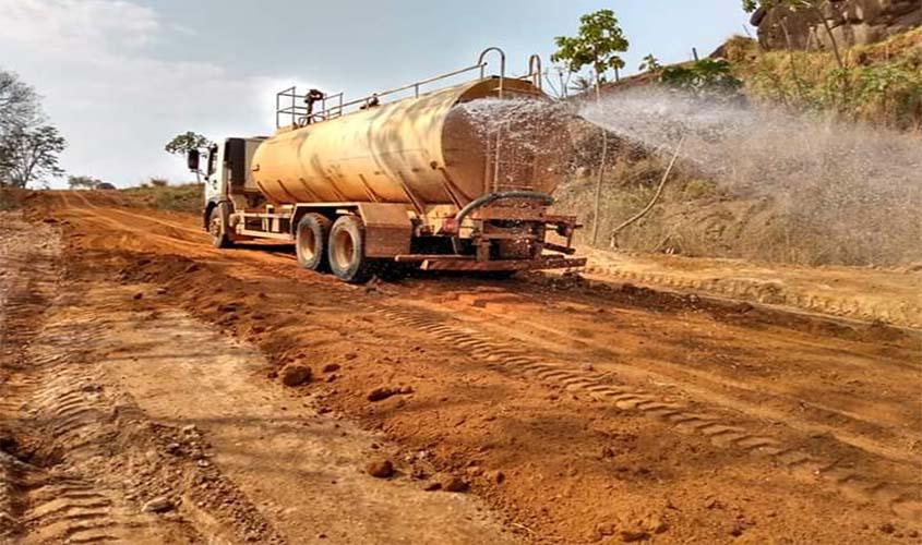 Departamento de Estradas de Rodagem atende mais de 400 quilômetros de rodovias na região de Jaru