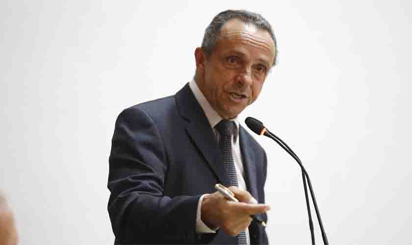 Deputado Lazinho da Fetagro destaca fiscalização da Sefin em laticínios para cumprimento da lei 4.989