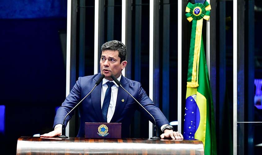 Não há problema em discutir leis que regulem condutas e ações do Judiciário, diz Moro