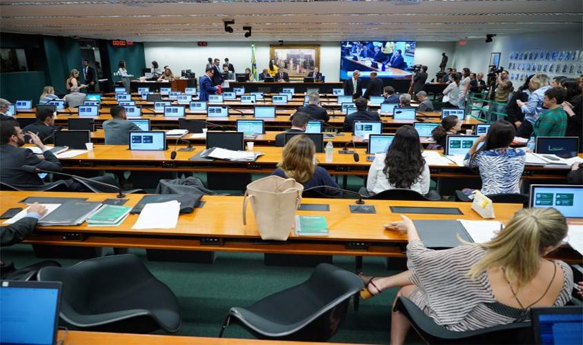 CCJ aprova redação final e envia ao Senado projeto sobre aposentadoria de militares