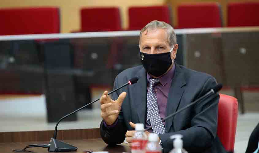 Associação de produtores de Campo Novo de Rondônia recebe emenda do deputado Adelino Follador