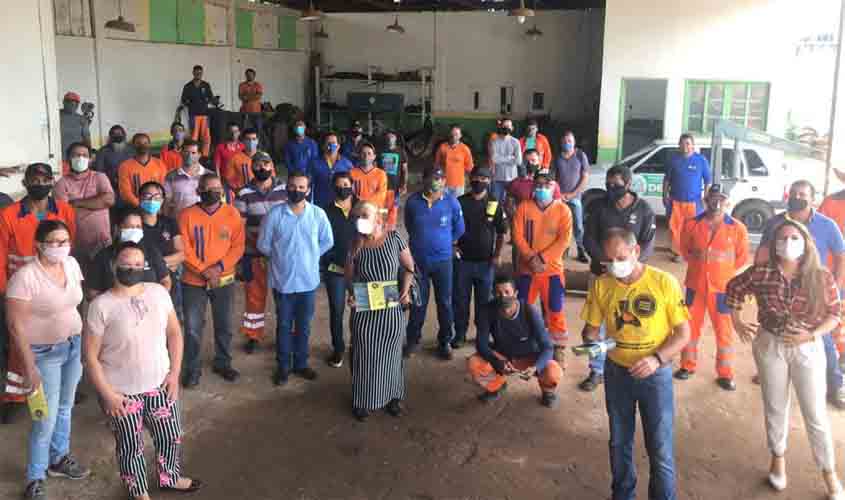 Servidores do DER participam de palestras sobre prevenção e combate ao assédio moral e sexual no trabalho