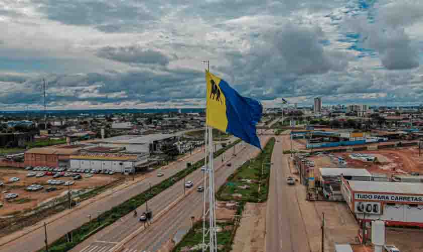 Saiba como foi criada a bandeira de Porto Velho e o que suas cores representam