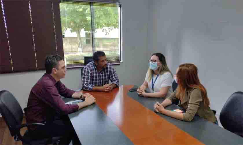 Prefeitura renova convênio de descontos com Estácio Unijipa