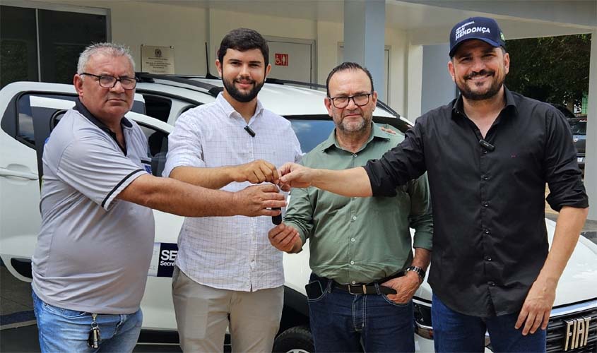 Jean Mendonça apoia saúde de Nova Brasilândia