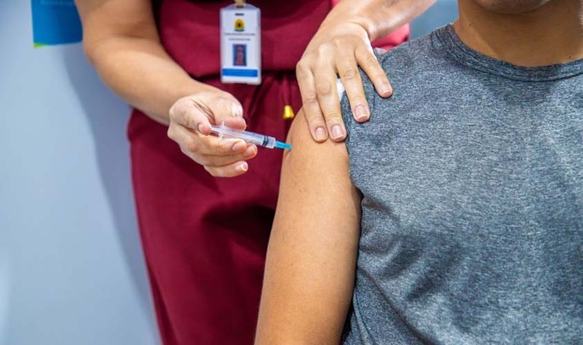 Vacinação contra a gripe acontece nesta quinta (20)