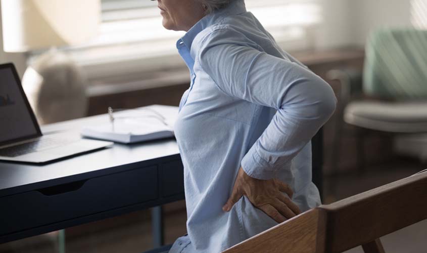 Esforço físico agrava fibromialgia de vendedora