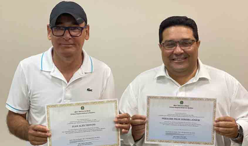  Juiz indefere pedido de liminar e Alex Testoni e vice são diplomados
