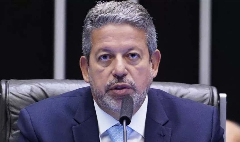 Papai Noel decepciona Arthur Lira