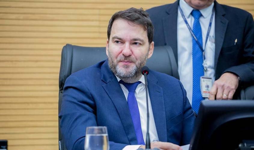 Empenhado: R$ 310 mil para a compra de caminhão pipa para a prefeitura de Ariquemes