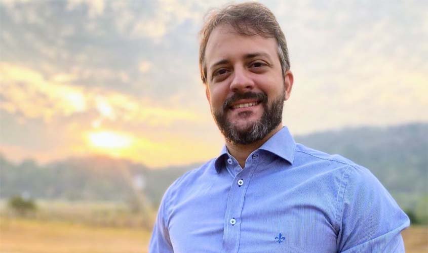 Deputado diplomado Lucas Torres agradece a população pelo voto de confiança