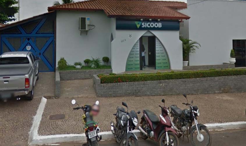 Dupla rouba mais de  R$ 7 mil de homem que havia acabado de sacar em banco do centro da capital