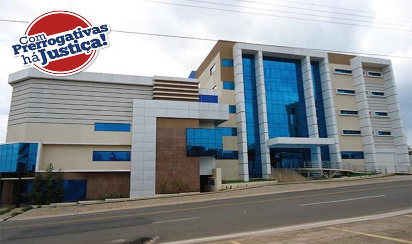 OAB Rondônia defende prerrogativas de advogada barrada em Fórum de Cacoal