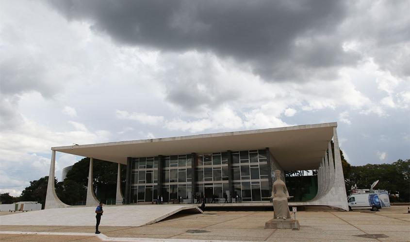 Ministros do STF criticam paralisação de policiais do Ceará