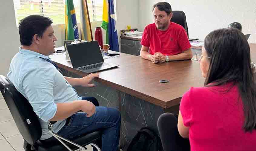 Sistema OCB/RO e Prefeitura de Castanheiras discutem parceria para o projeto RondoCoop Agro