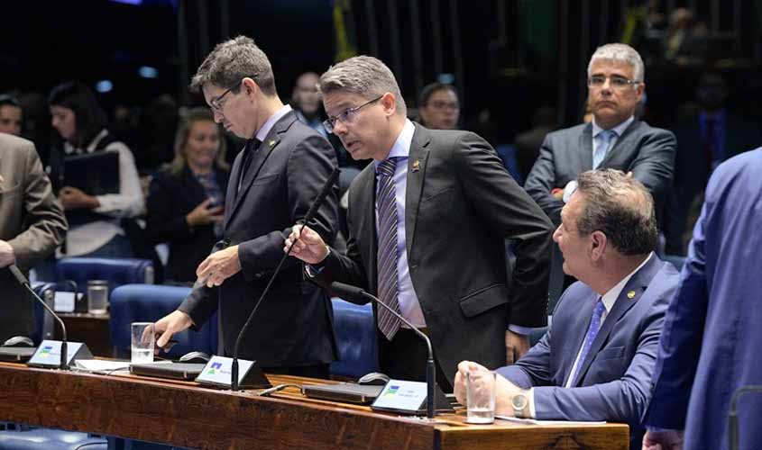 CPI dos Tribunais Superiores é protocolada sob impasse