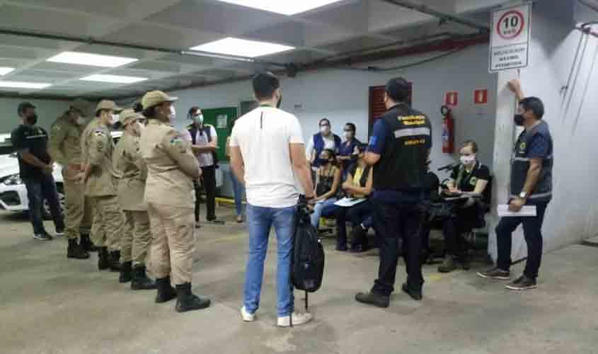 Prefeitura fiscaliza funcionamento de estabelecimentos comerciais durante o final de semana