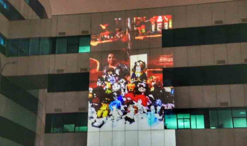 Projeção mapeada no Palácio Rio Madeira marca homenagem ao Dia do Artesão em Rondônia