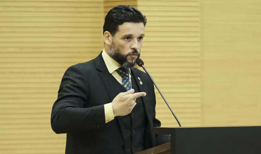 DEPUTADAS NÃO APOIARAM NOTA DE REPÚDIO CONTRA O DEPUTADO DELEGADO CAMARGO