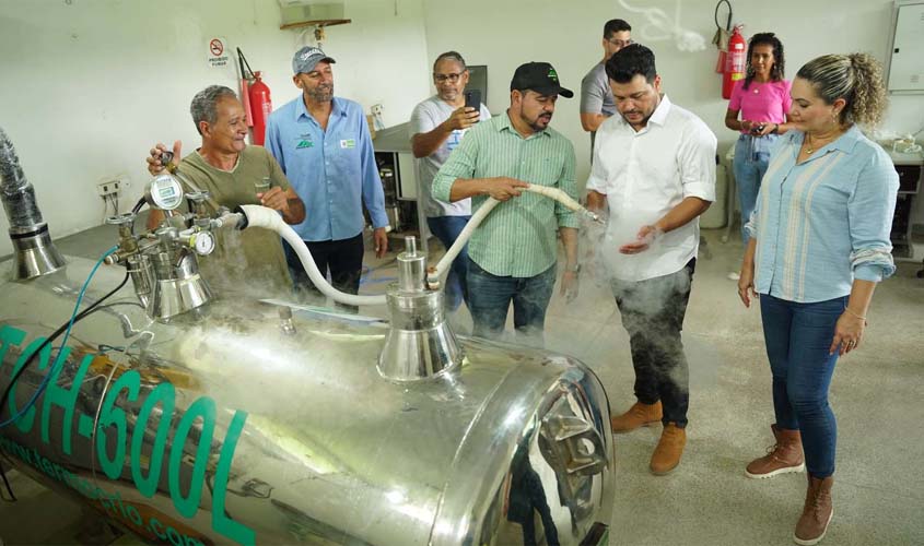 Marcelo Cruz valoriza importância de usina da Emater para produção leiteira em Rondônia