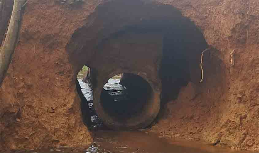 Presidente Alex Redano solicita recuperação urgente de bueiros na RO-470