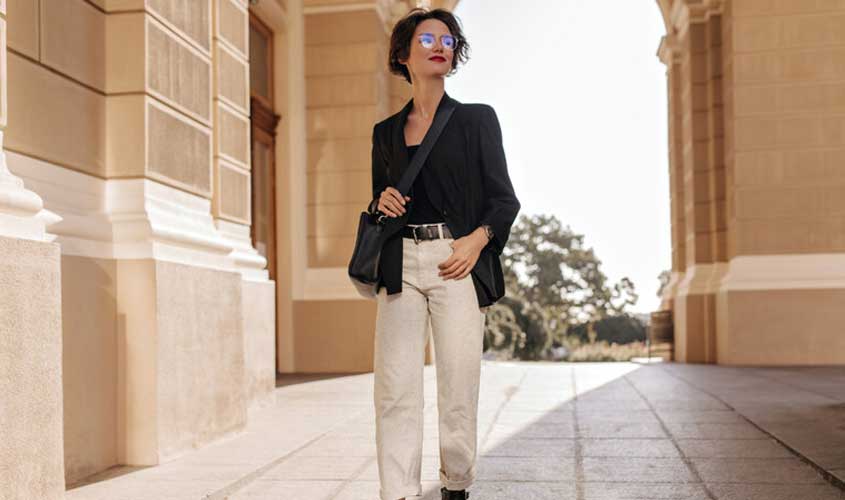 10 peças essenciais para montar um guarda-roupa feminino versátil