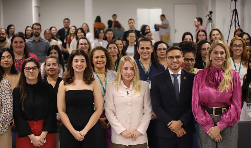 Ieda Chaves defende mais mulheres no poder em evento na DPE-RO