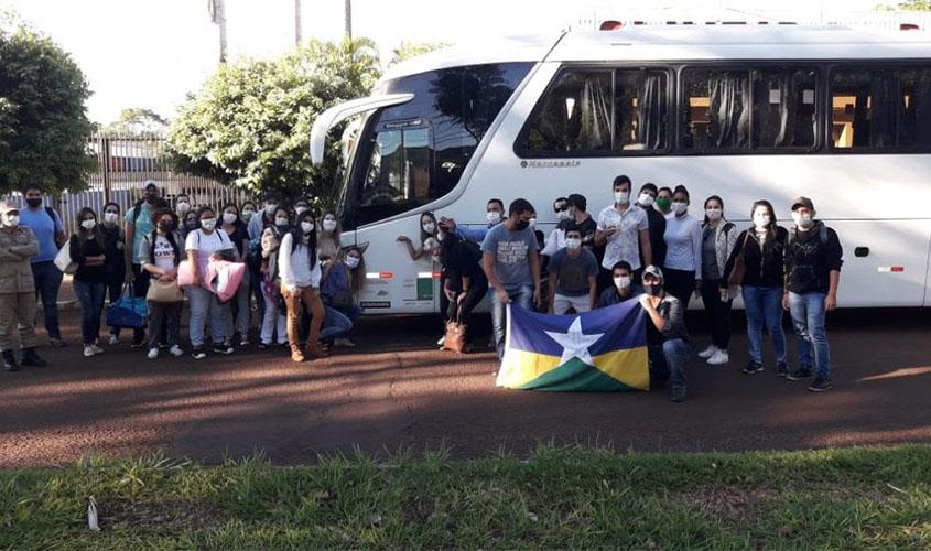 Brasileiros que estavam na Bolívia e no Paraguai começam a chegar em Rondônia
