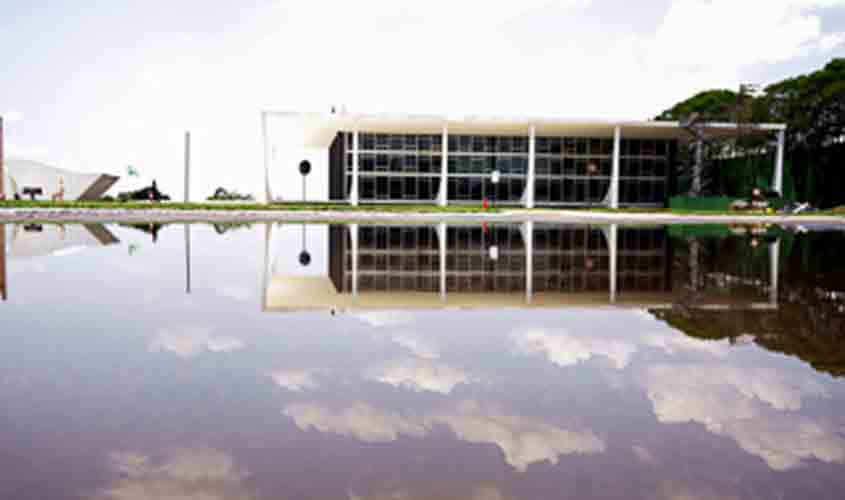 Lei que impede nomeação de condenados pela Lei Maria da Penha é constitucional