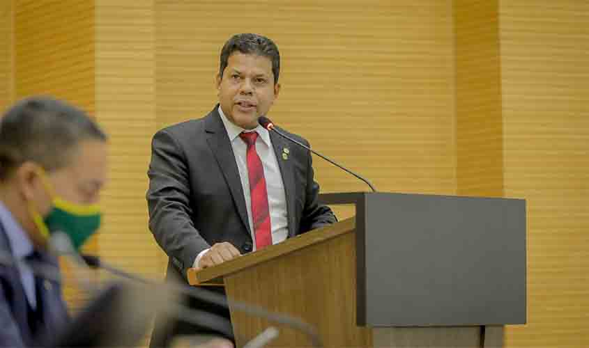 Jair Montes pede que Governo inclua ruas e avenidas de Nova Mamoré no programa Tchau Poeira