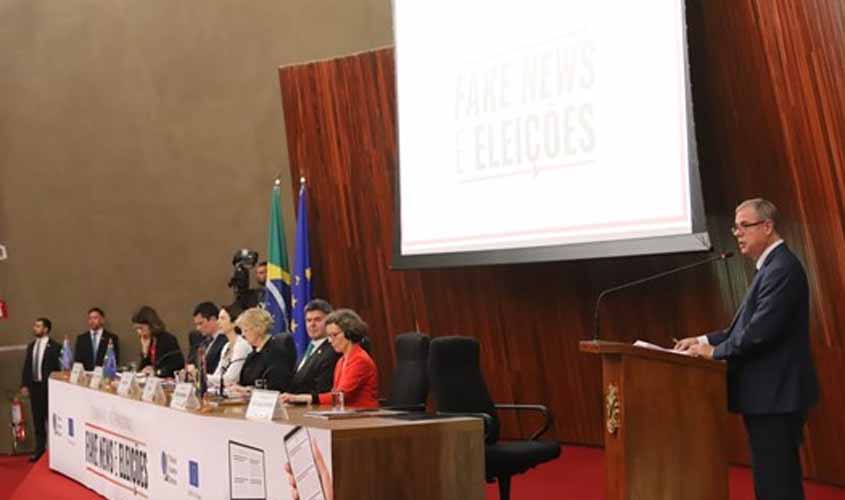 “As Fake News constituem uma ameaça à própria democracia”, diz presidente em exercício, no TSE