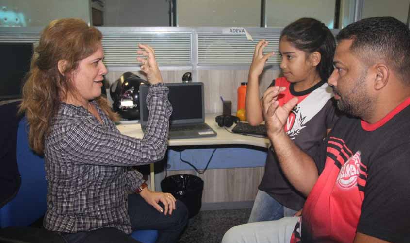 Processo Seletivo para Técnicos Educacionais cargo de cuidador e intérprete de libras tem início nesta segunda