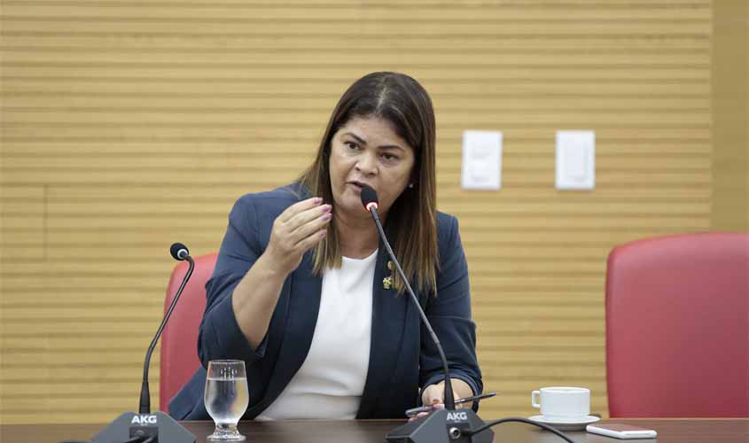 Cássia Muleta indica mutirão “Tudo Aqui Móvel” para Tarilândia, em Jaru