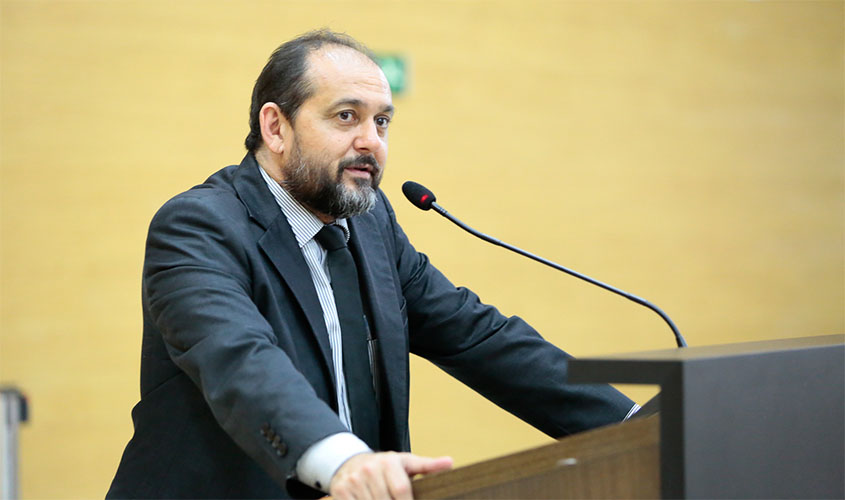 Laerte Gomes pede urgência para DER providenciar certificação de funcionamento do Aeroporto de Ji-Paraná