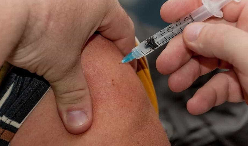 Anvisa alerta sobre falsificação de vacina contra gripe