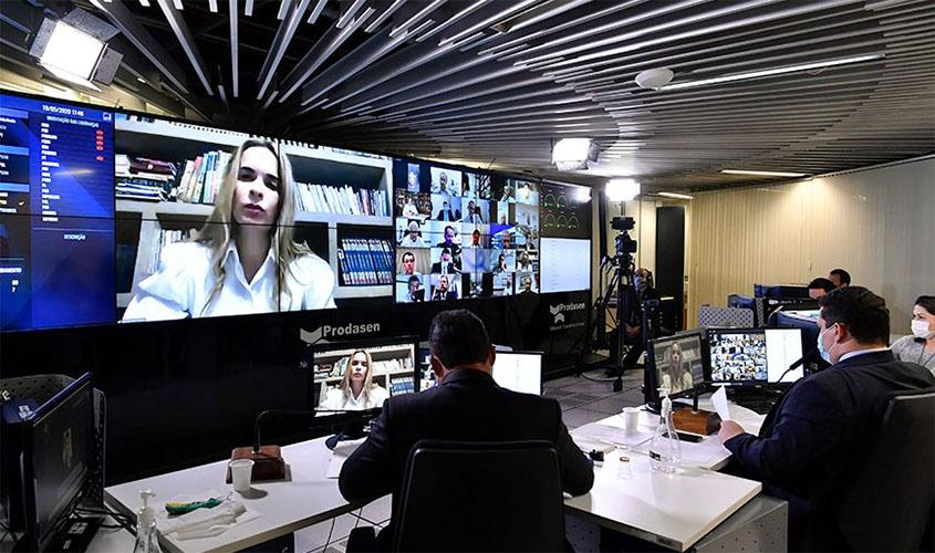 Senado aprova adiamento do Enem 2020; matéria vai à Câmara 