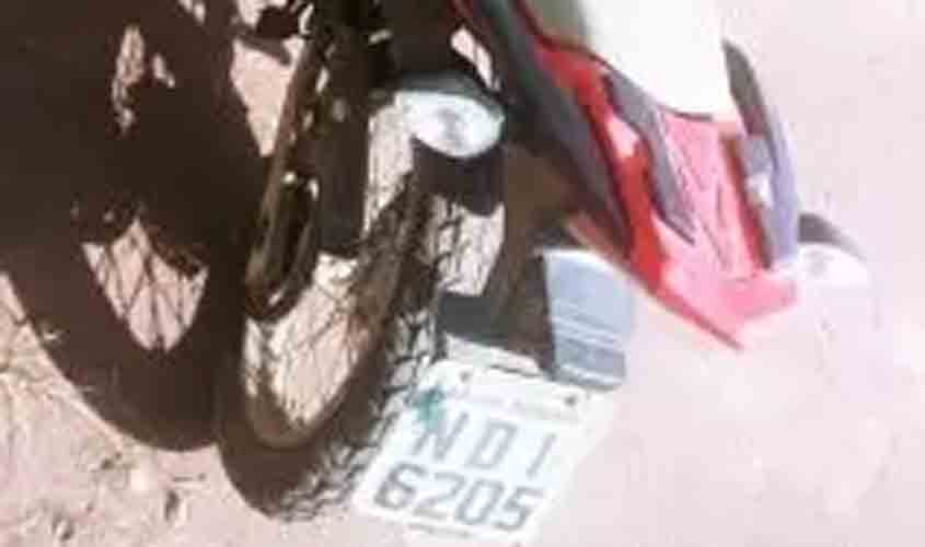 Polícia recupera moto furtada há 90 dias em Colorado do Oeste