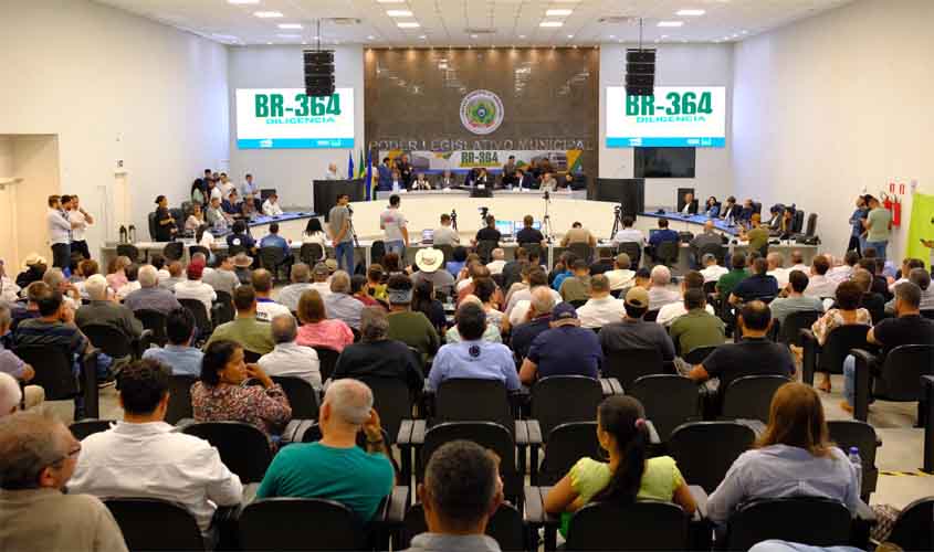 Deputado Luizinho Goebel participa de audiência pública sobre duplicação da BR-364 em Vilhena