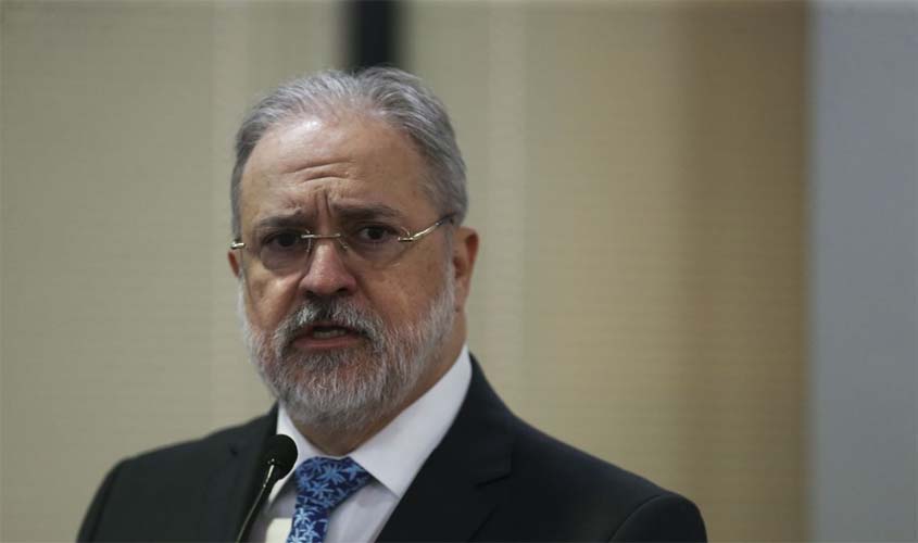 PGR defende continuidade de investigação sobre mortes de Dom e Bruno