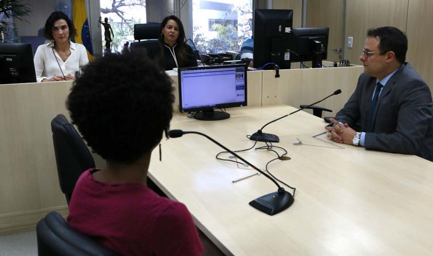 Projeto no Acre amplia medidas protetivas para mulheres vítimas de violência