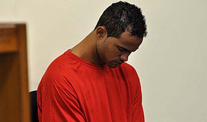 Ex-goleiro Bruno sai da prisão e vai para regime semiaberto