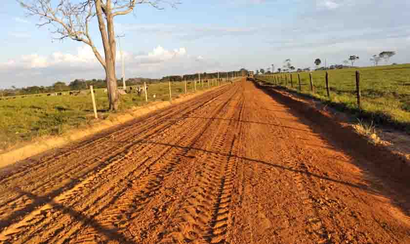 SEMOSP realiza obras de restauração de estradas, pontes, e bueiros na zona rural