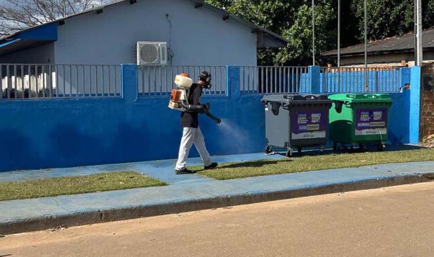 Prefeitura faz dedetização e limpeza nas escolas municipais